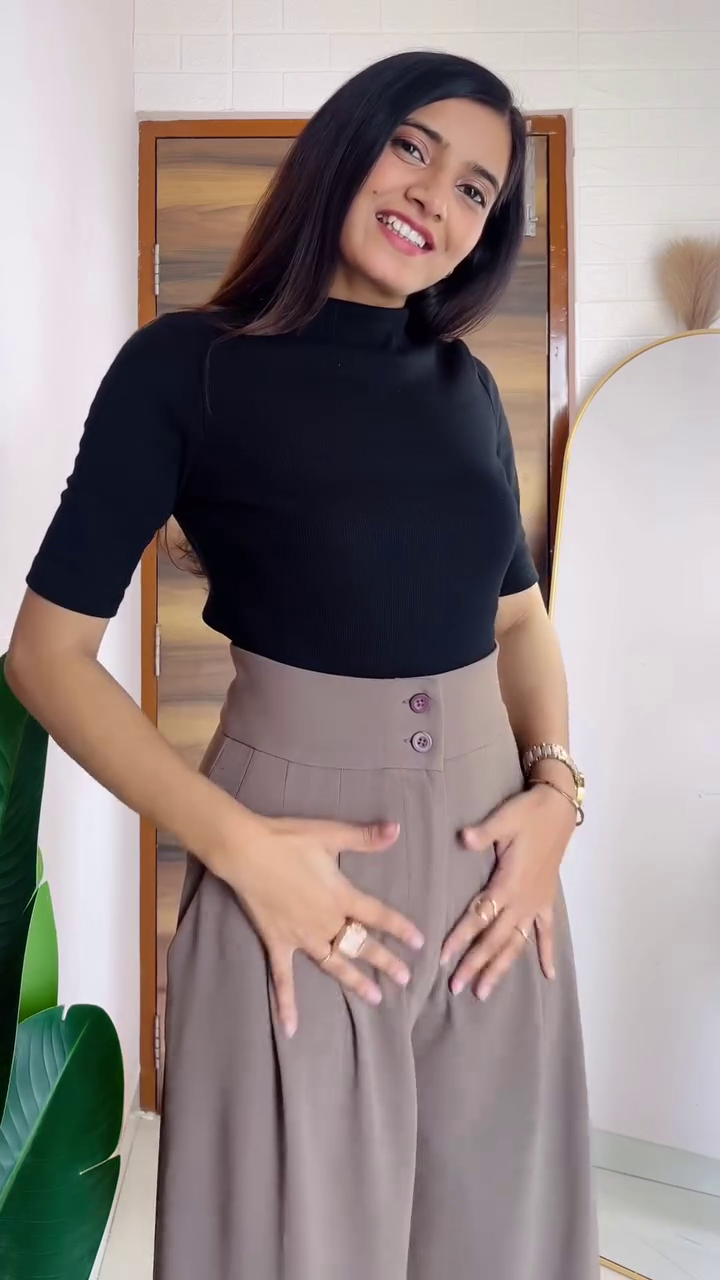 Chic High-Waisted Wide-Leg Trousers