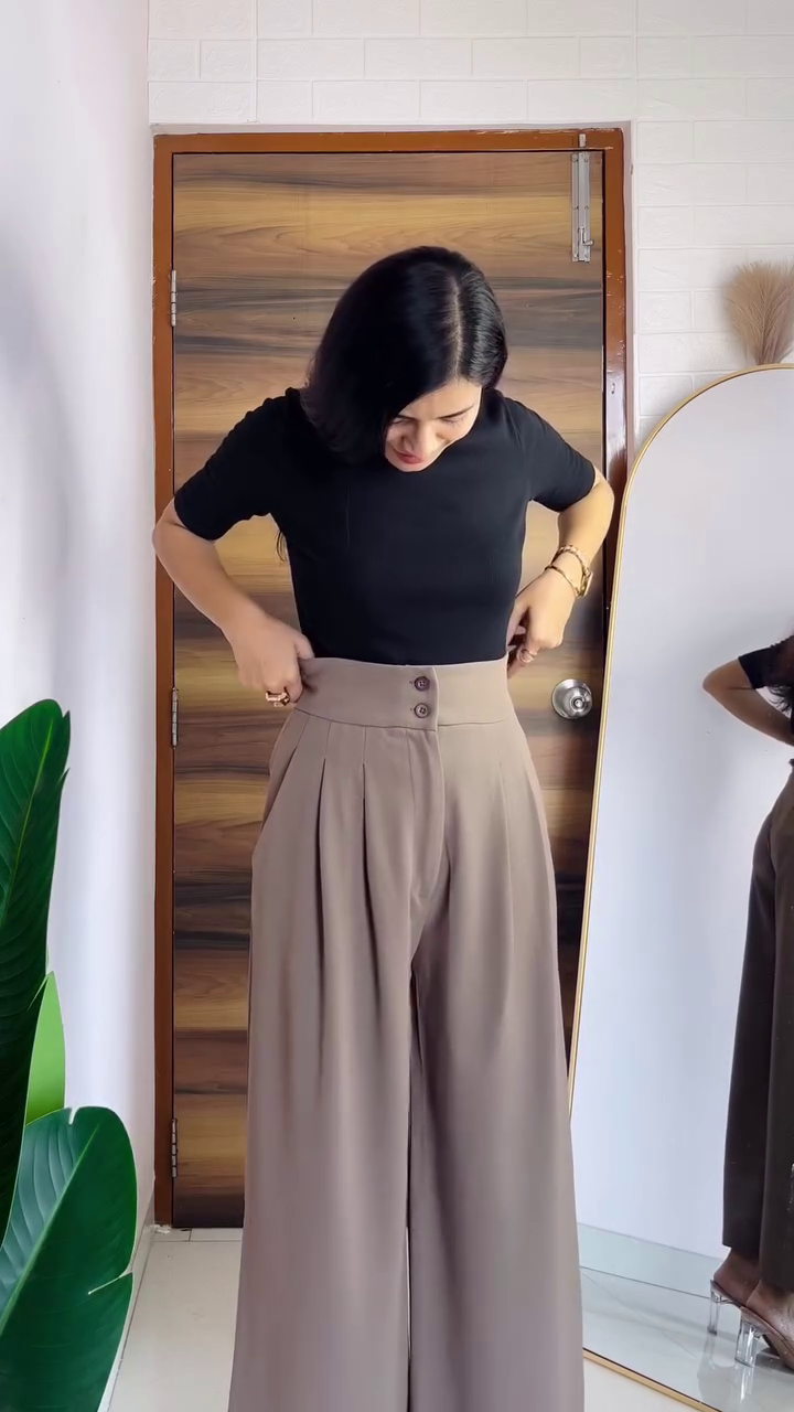 Chic High-Waisted Wide-Leg Trousers