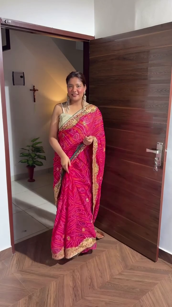Radiant Festive Saree Elegance
